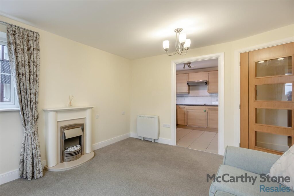 Goodes Court, Baldock Road, Royston, Herts, SG8 5FF