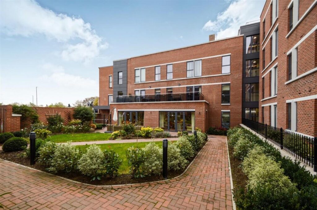 Glenhills Court, Little Glen Road, Glen Parva, Leicester