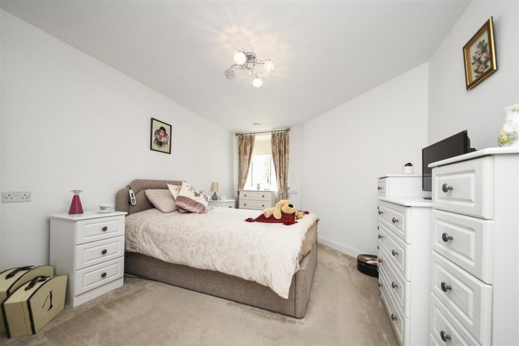 33 Eastland Grange, 16 Valentine Road, Hunstanton
