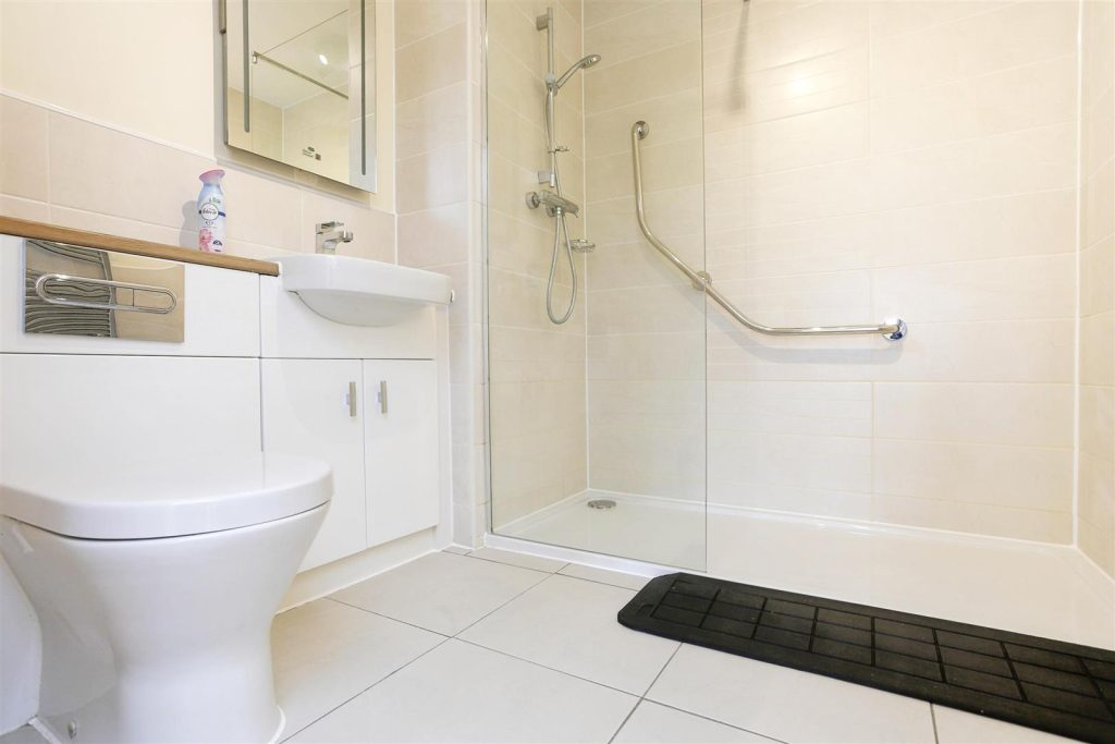 Summerfield Place, Wenlock Road, Shrewsbury, SY2 6JX