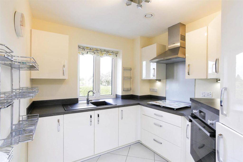 Summerfield Place, Wenlock Road, Shrewsbury, SY2 6JX