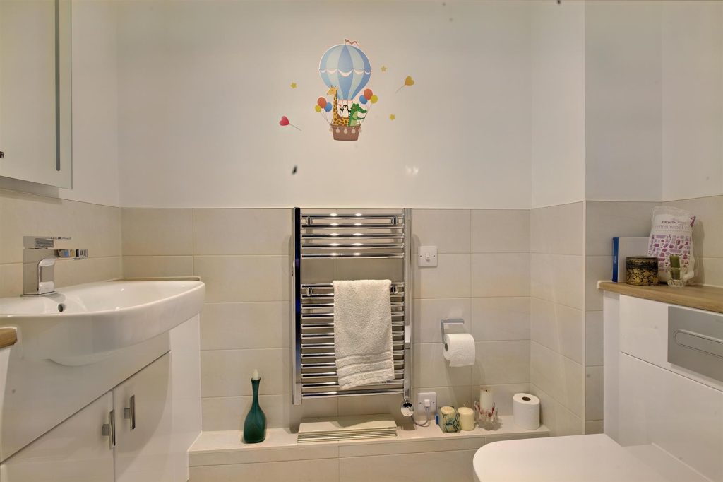Miami House, Princes Road, Chelmsford, Essex, CM2 9GE