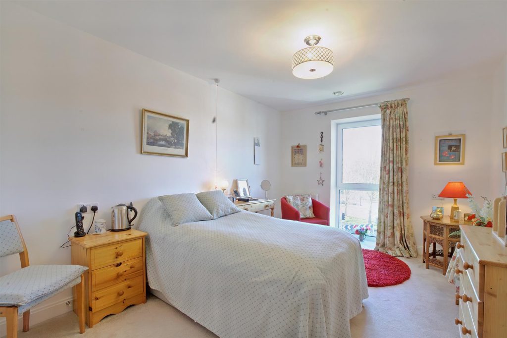 Miami House, Princes Road, Chelmsford, Essex, CM2 9GE