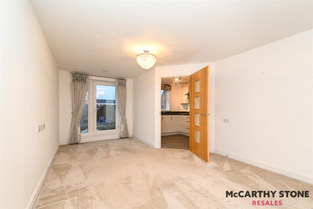 38 Eastland Grange, 16 Valentine Road, Hunstanton, PE36 5FA