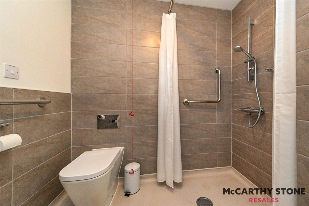 38 Eastland Grange, 16 Valentine Road, Hunstanton, PE36 5FA