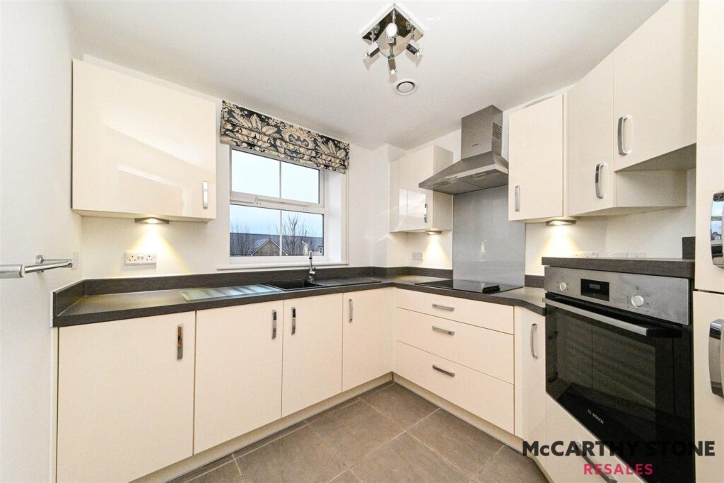 38 Eastland Grange, 16 Valentine Road, Hunstanton, PE36 5FA