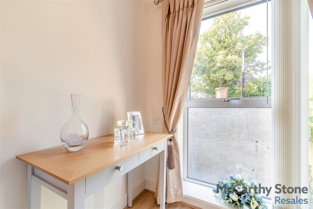 Glenhills Court, Little Glen Road, Glen Parva, Leicester