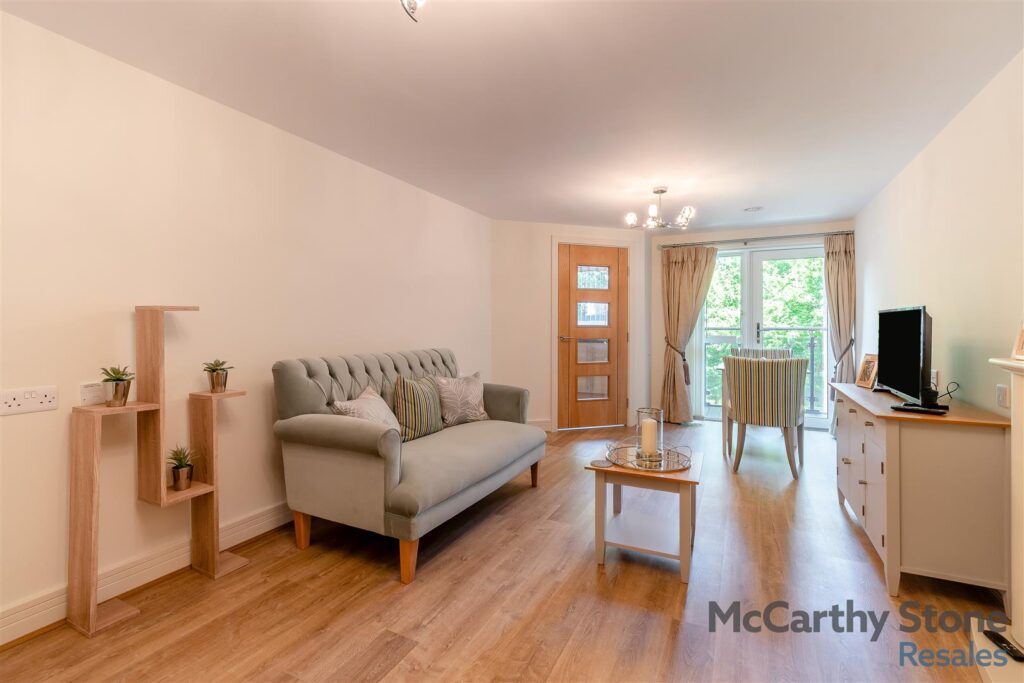 Glenhills Court, Little Glen Road, Glen Parva, Leicester