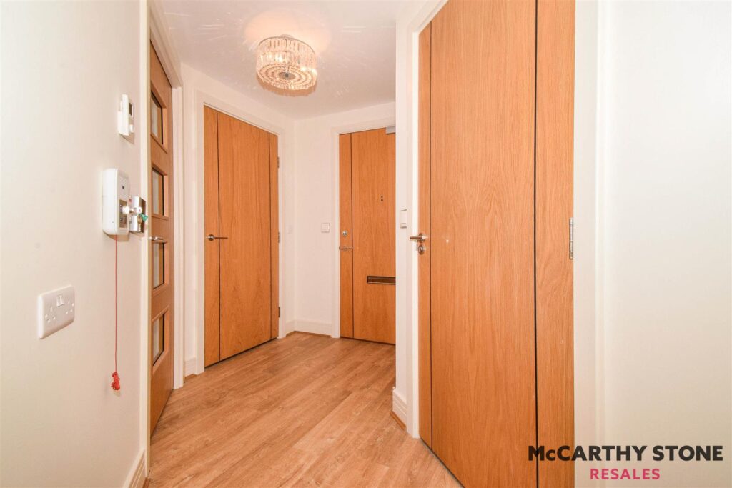 Glenhills Court, Little Glen Road, Glen Parva, Leicester