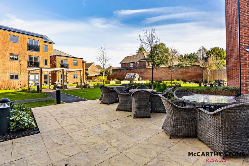 Balshaw Court Burlington Gardens Leyland PR25 3EX