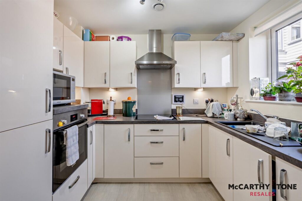 Balshaw Court Burlington Gardens Leyland PR25 3EX