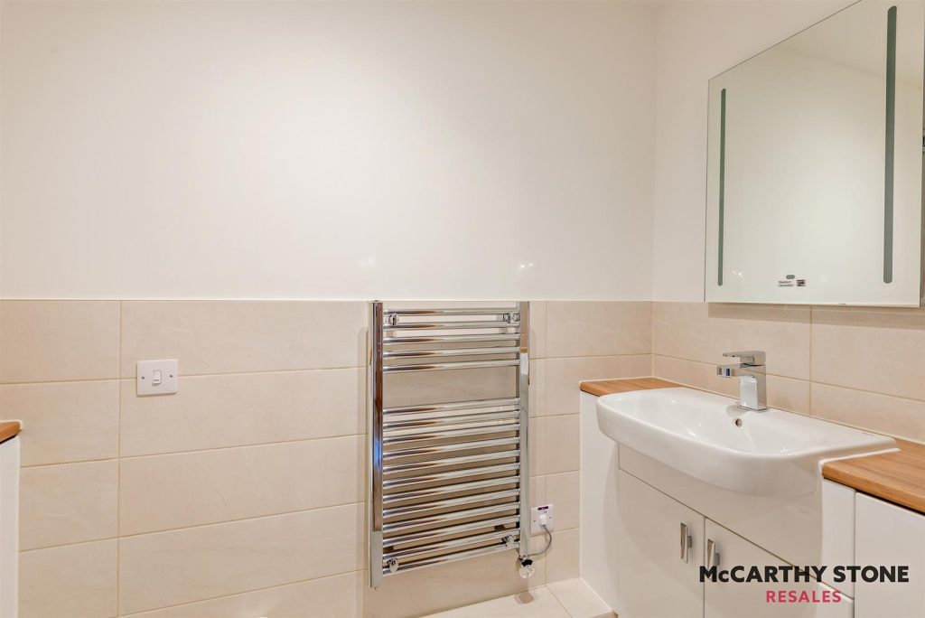 Miami House, Princes Road, Chelmsford, Essex, CM2 9GE