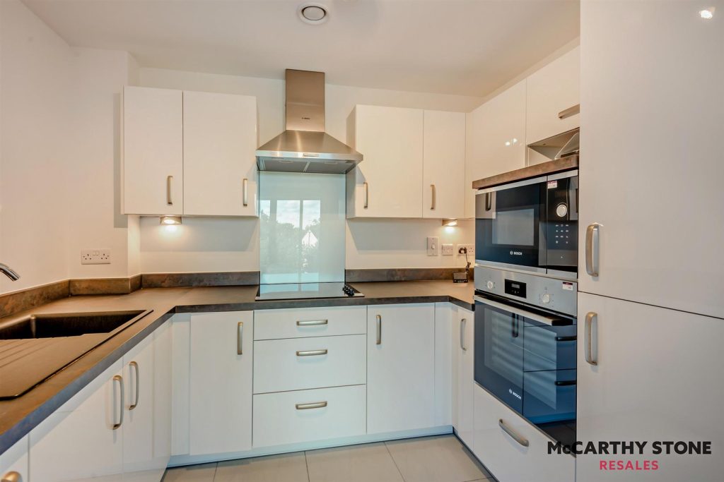 Miami House, Princes Road, Chelmsford, Essex, CM2 9GE