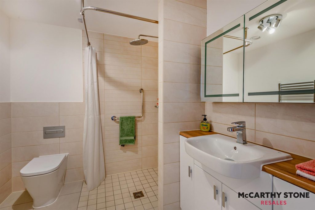 Miami House, Princes Road, Chelmsford, Essex, CM2 9GE
