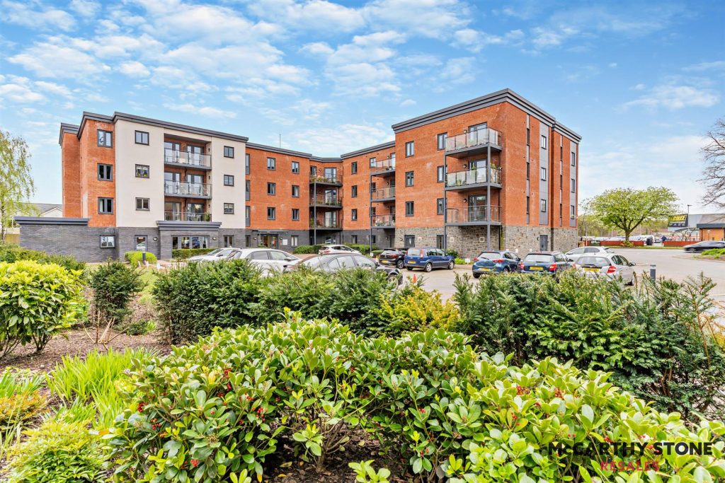 Llys Isan, Ilex Close, Llanishen, Cardiff, CF14 5DZ