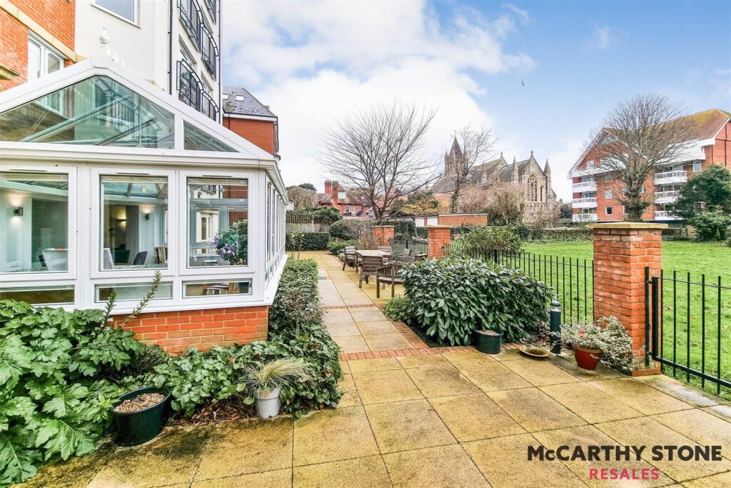 Martello Court, Jevington Gardens, Eastbourne, East Sussex, BN21 4SD