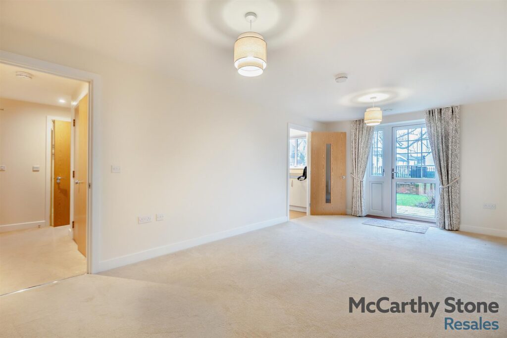 Queen Elizabeth Place, Orchard Lane, Alton