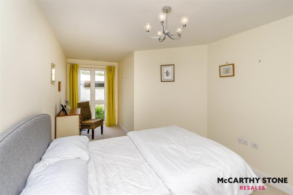 Brindley Gardens, Bilbrook, Wolverhampton, WV8 1FL