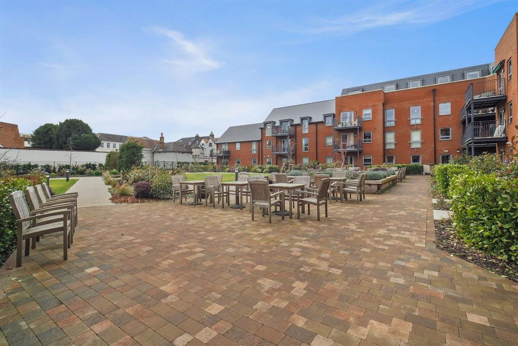 Monument Place, Endless Street, Salisbury, SP1 3GE