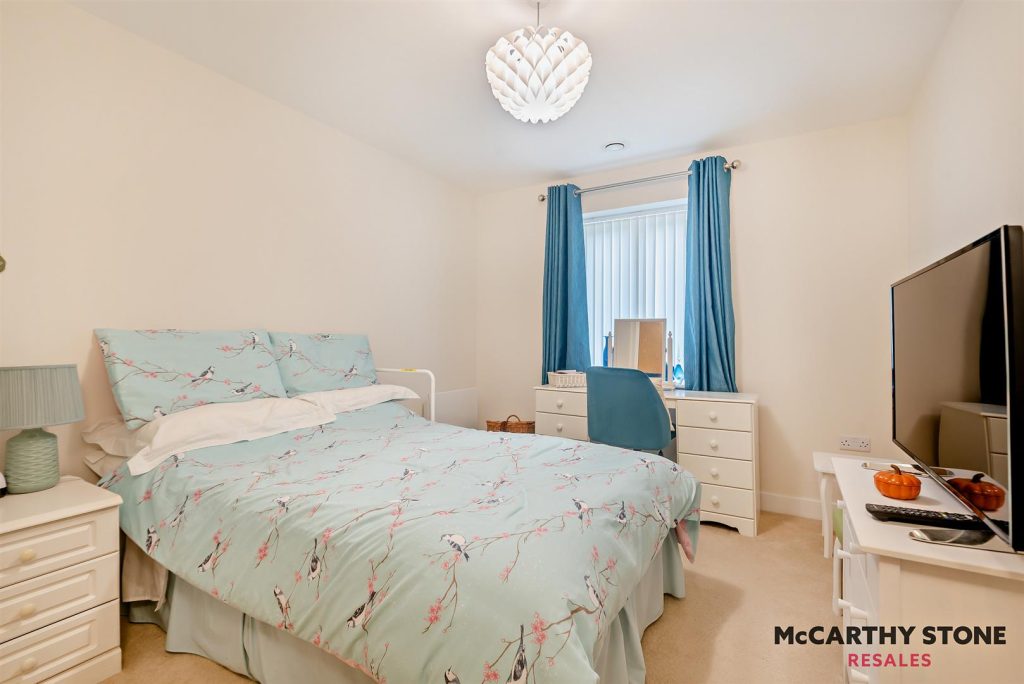 Island View, Shortwood Copse Lane, Basingstoke