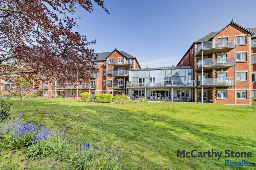 Roswell Court, Douglas Avenue, Exmouth