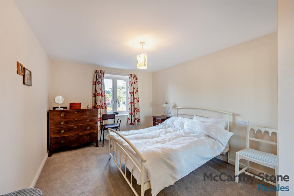 Roswell Court, Douglas Avenue, Exmouth