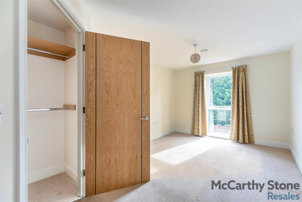 Elm Tree Court, High Street, Huntingdon