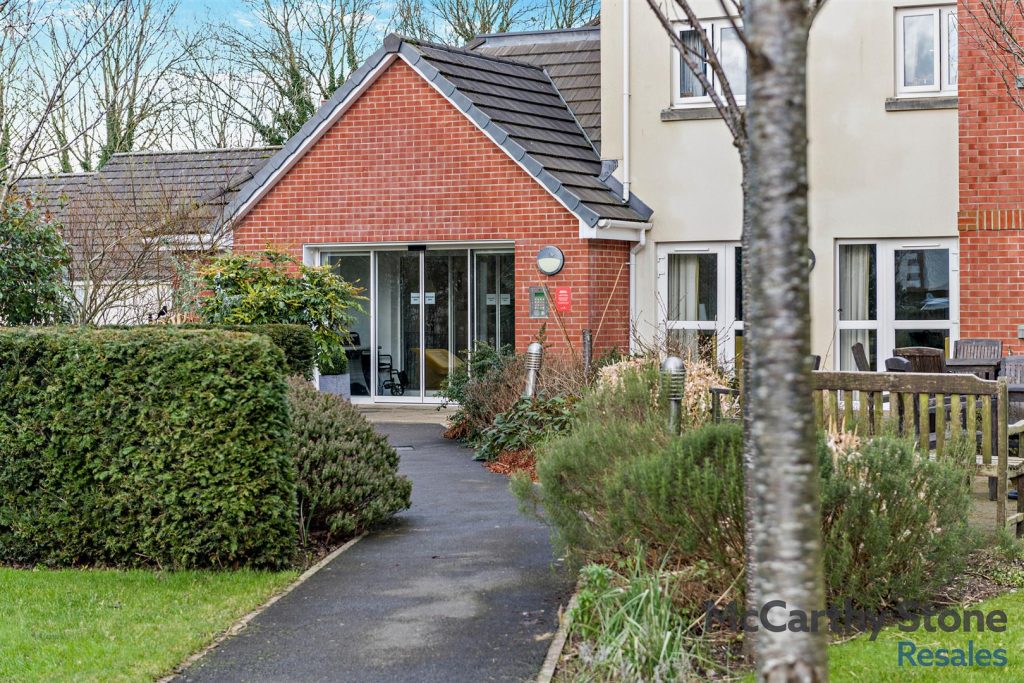 Squire Court, Raleigh Mead, South Molton Devon