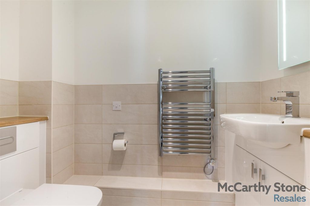 Miami House, Princes Road, Chelmsford, Essex, CM2 9GE