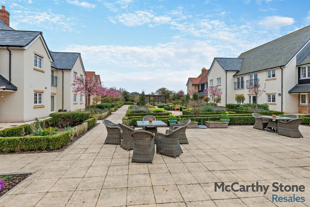 Roslyn Court, Lisle Lane, Ely, Cambridgeshire, CB7 4FA