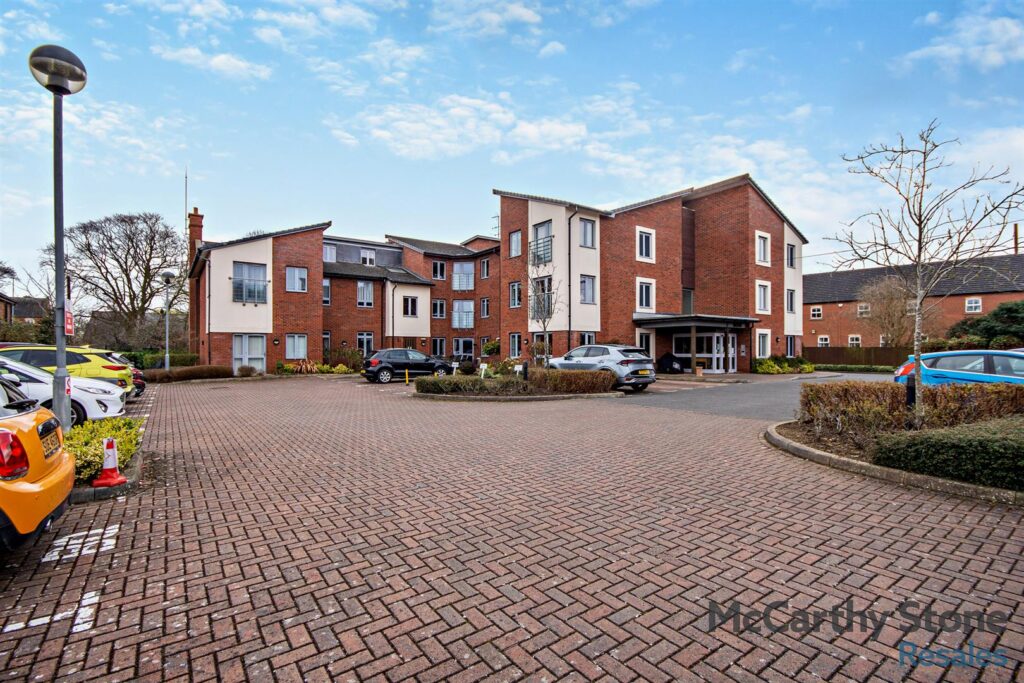 Avalon Court, Newport, Lincoln