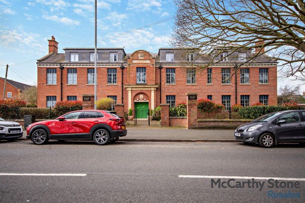 Avalon Court, Newport, Lincoln