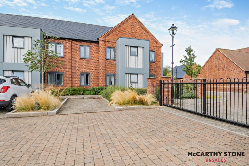 Tyefield Place, Pound Lane, Hadleigh, Ipswich, Suffolk, IP7 5FE