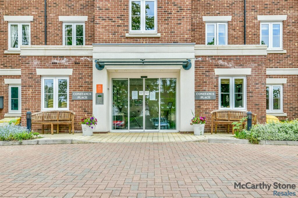 Constance Place, 111 London Road, Knebworth