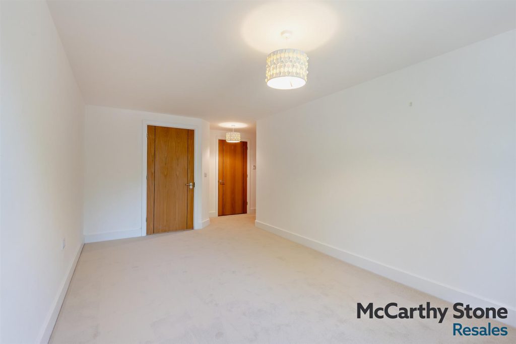 Horsley Place, High Street, Cranbrook, Kent, TN17 3DH