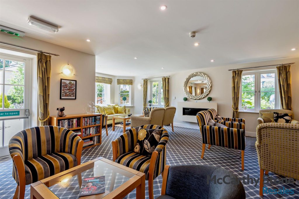Horsley Place, High Street, Cranbrook, Kent, TN17 3DH