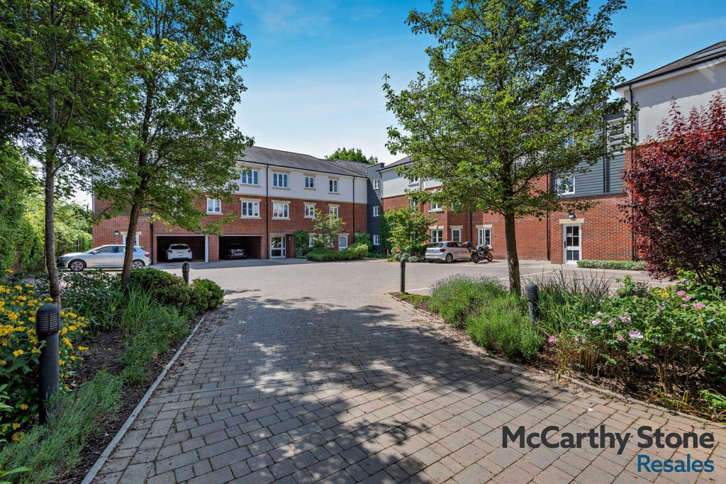 Horsley Place, High Street, Cranbrook, Kent, TN17 3DH