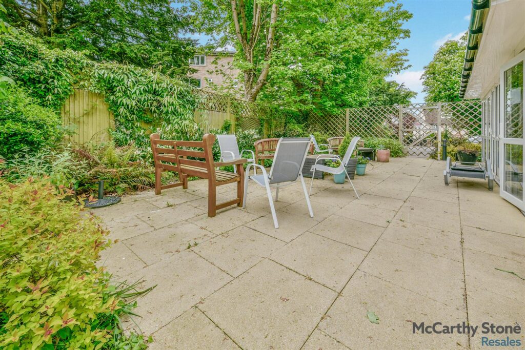 Constance Place, 111 London Road, Knebworth