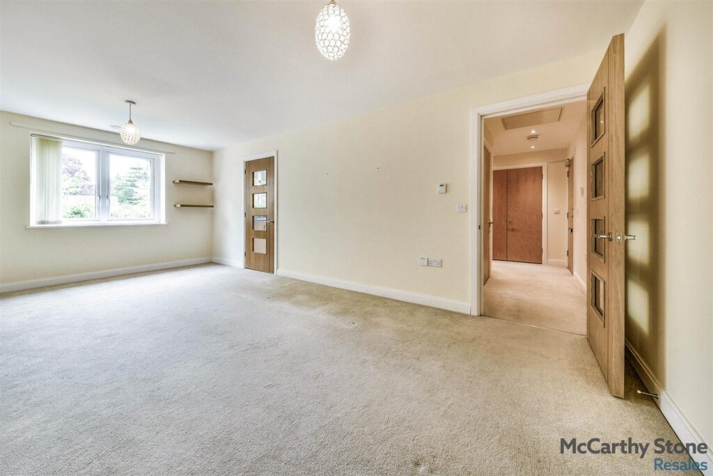 Constance Place, 111 London Road, Knebworth