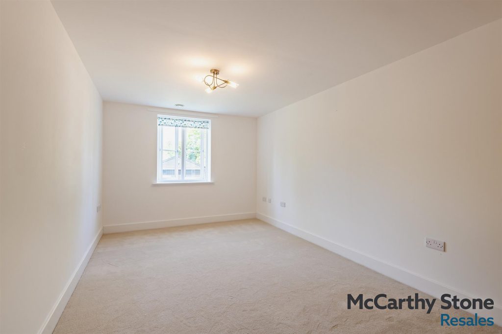Horsley Place, High Street, Cranbrook, Kent, TN17 3DH