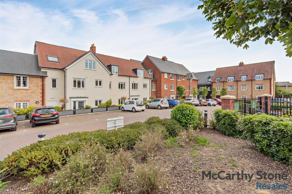 Roslyn Court, Lisle Lane, Ely, Cambridgeshire, CB7 4FA