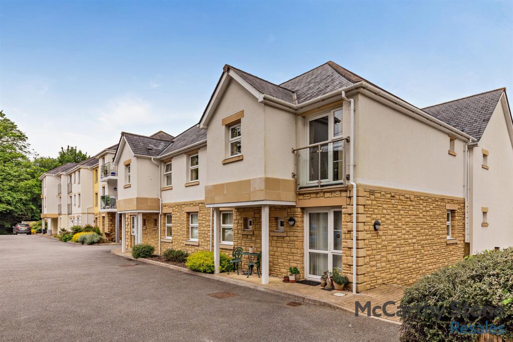 Lys Lander, Tregolls Road, Truro, TR1 1GR