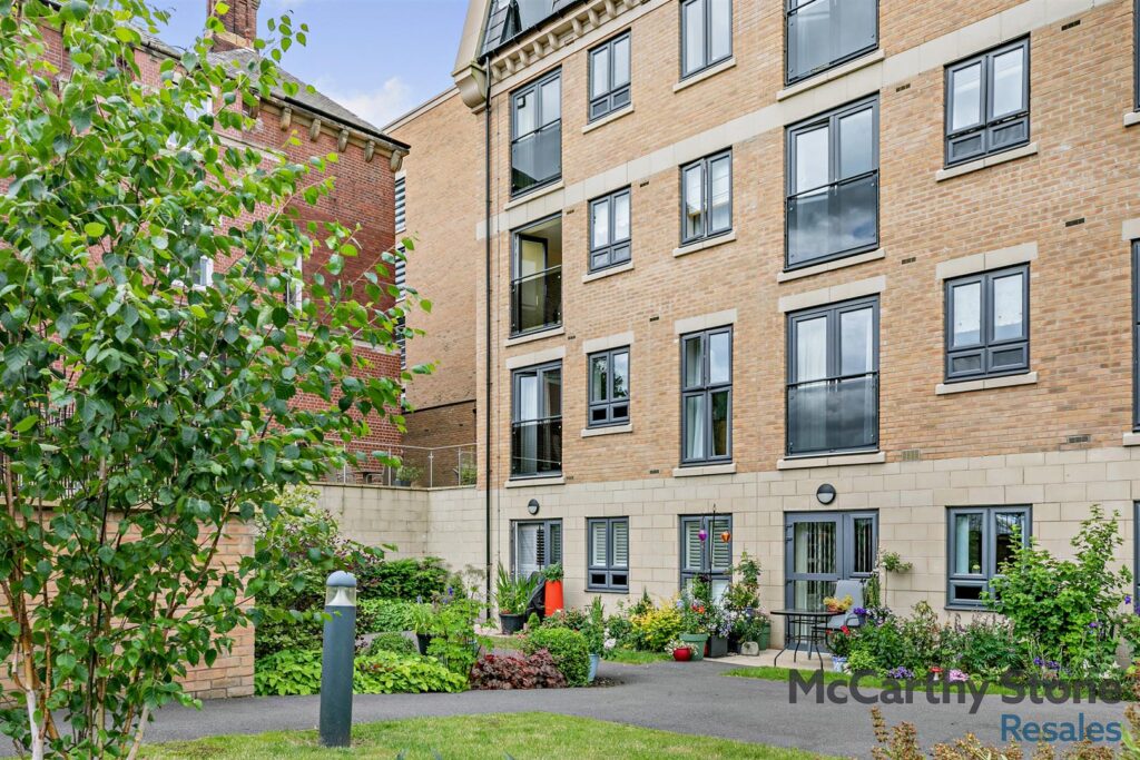 Beckett Grange, Barnsley