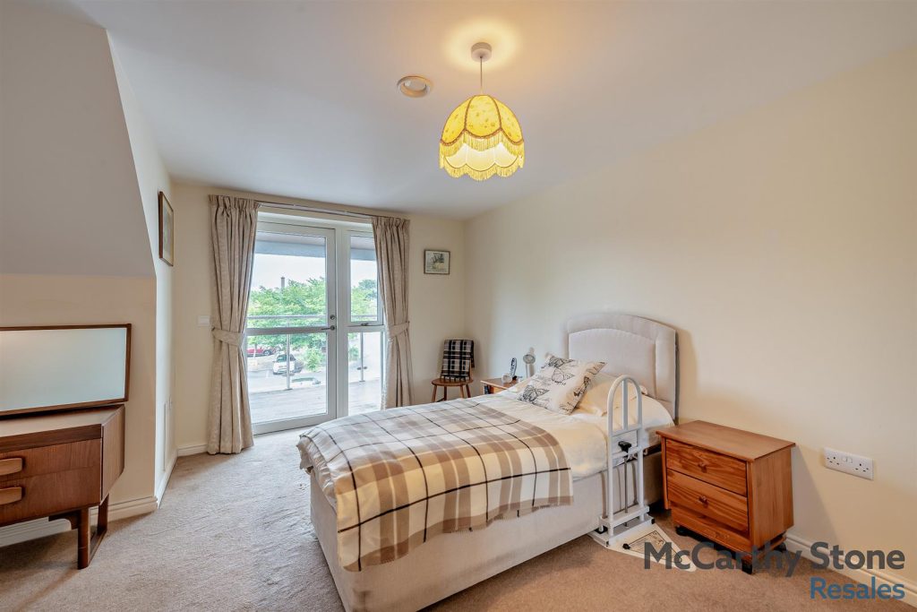 Anstie Court, Wharf Street, Devizes, SN10 1GA