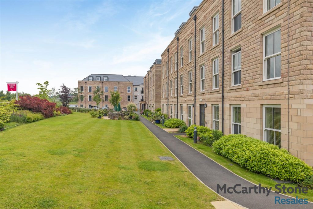 Devonshire Place, Station Road, Buxton