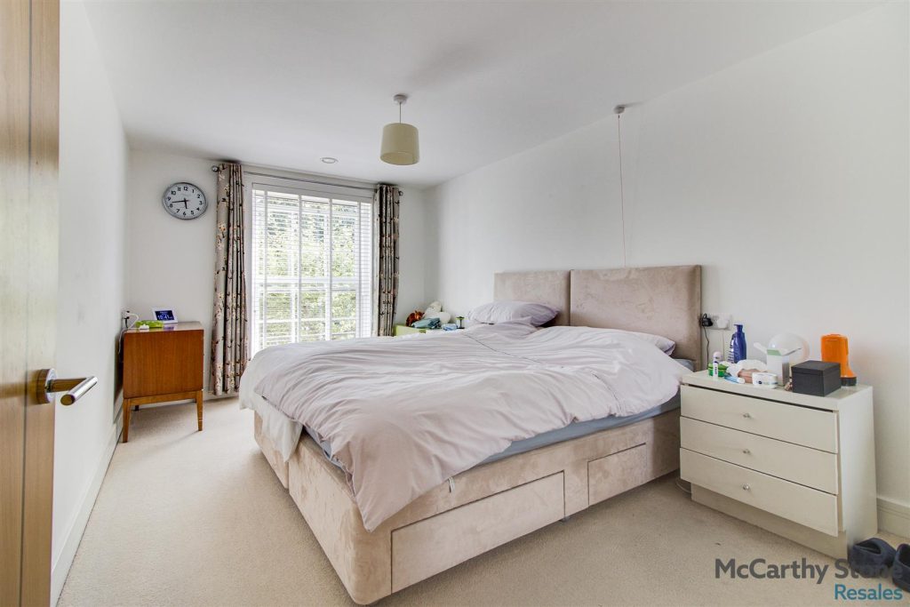 Peel Court, College Way, Welwyn Garden City, Hertfordshire, AL8 6DG