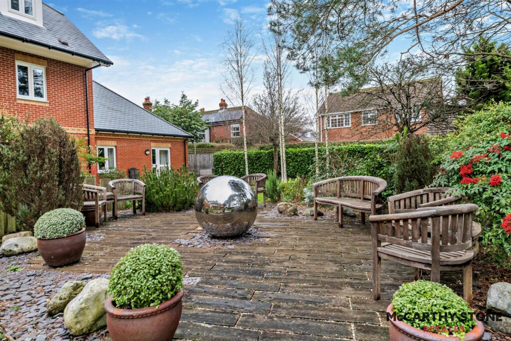 Coppice Gate, Beaulieu Road, Dibden Purlieu, Southampton, Hampshire