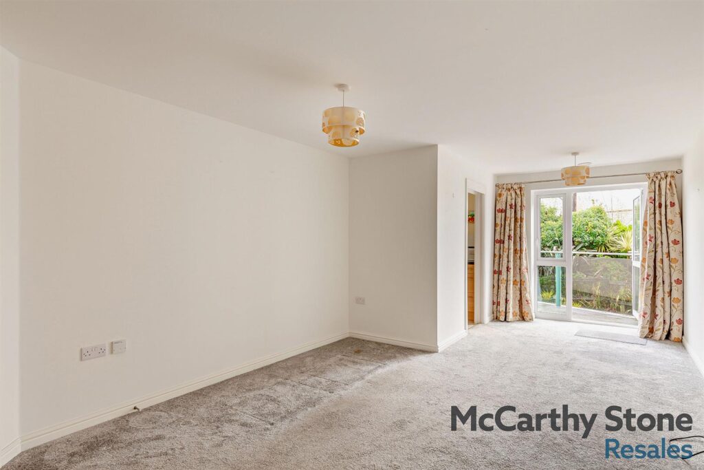 San Lorenzo Court, Hecla Drive, Carbis Bay, St. Ives