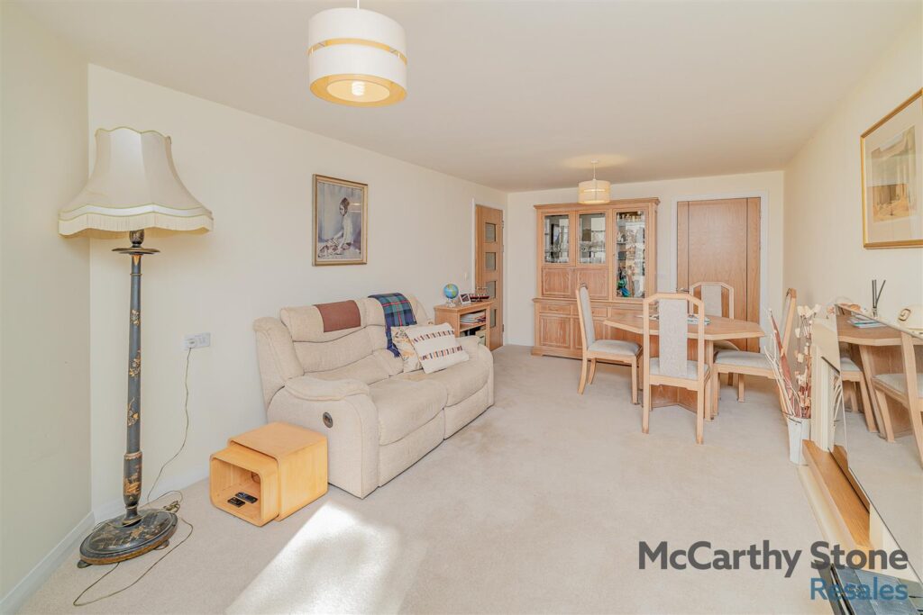 Broadfield Court, Park View Road, Prestwich, Manchester