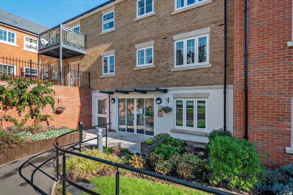 Queen Elizabeth Place, Orchard Lane, Alton